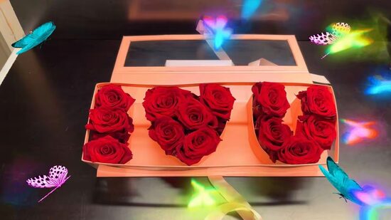 Rožu kaste "Es tevi mīlu"